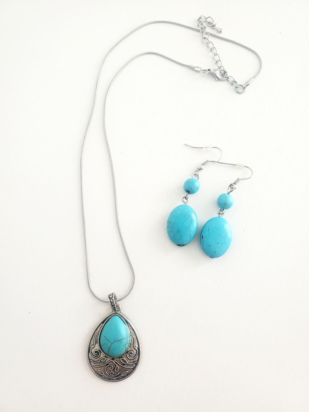 Turquoise Stone Pendant Necklace and Earrings Set